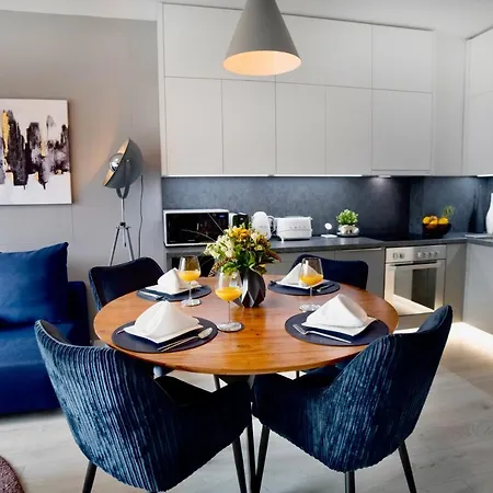 Suiteangel - Luxury Design With Free Garage Apartment Budapest